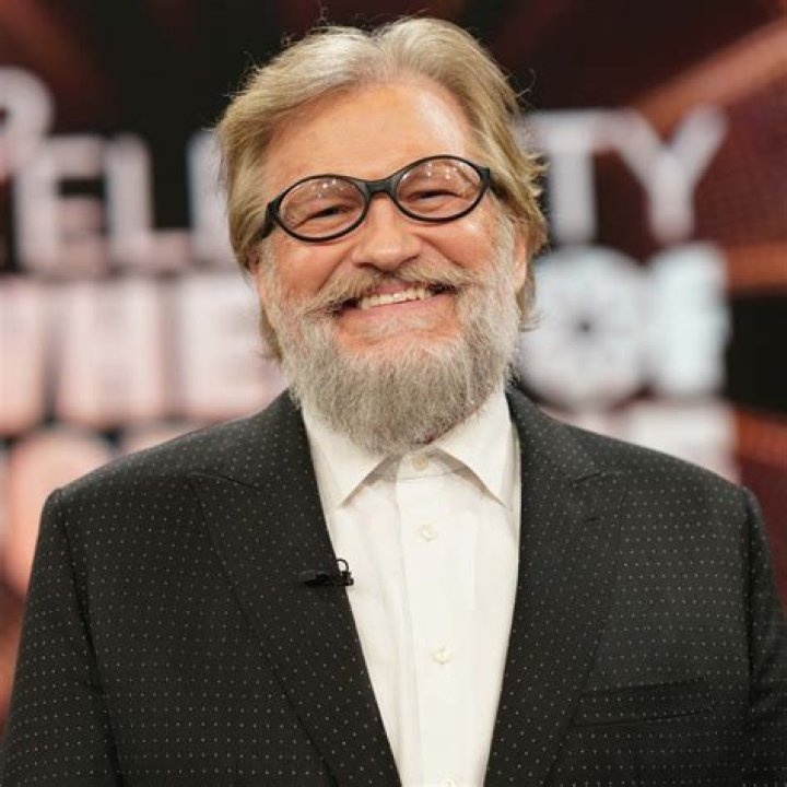 Drew Carey: A Glimpse Into His Life And Spouse