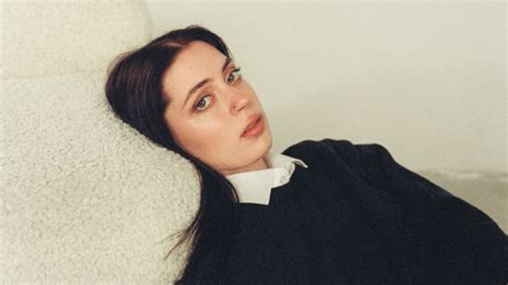 Exploring Lizzie McAlpine's Sexuality: Is Lizzie McAlpine Gay?
