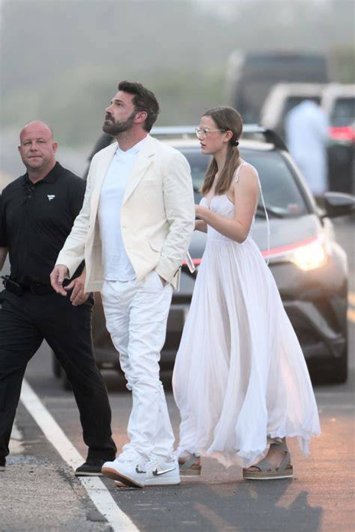 Exploring The Question: Does Violet Affleck Have Autism?