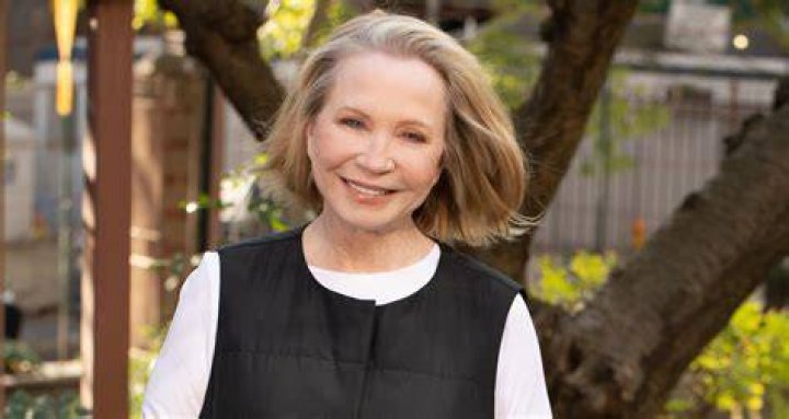 Is Debra Jo Rupp Married Or Not? Uncover The Truth