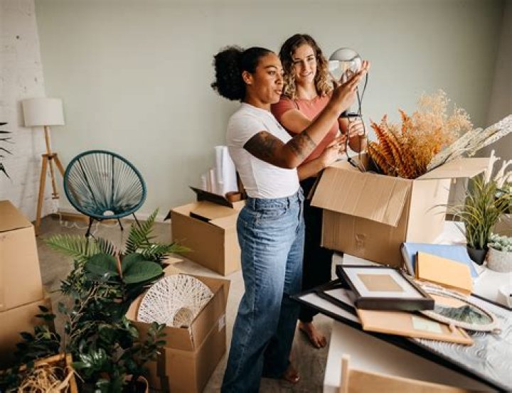 Store Your Belongings With Barry Storage