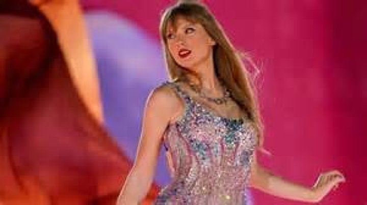 Taylor Swift's Weight: The Journey To Body Positivity