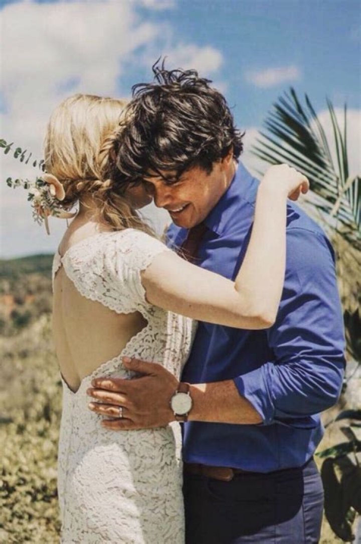 Unraveling The Love Story: Is Eliza Taylor And Bob Morley Still Married?