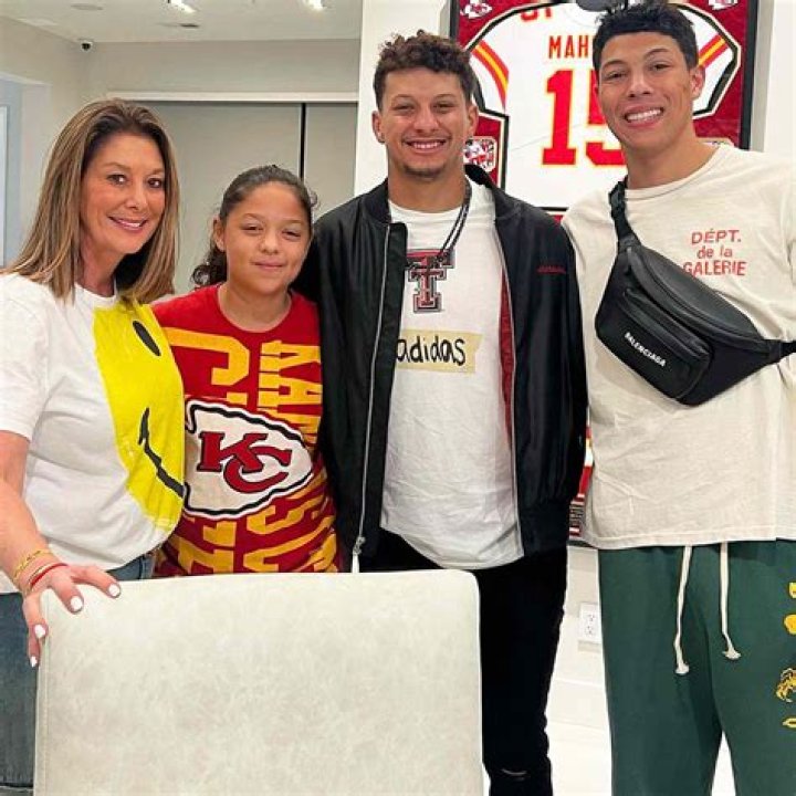 Unraveling The Mystery: The Mia Mahomes Accident