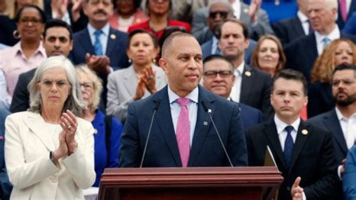 Unveiling Hakeem Jeffries' Spouse: The Woman Behind The Politician