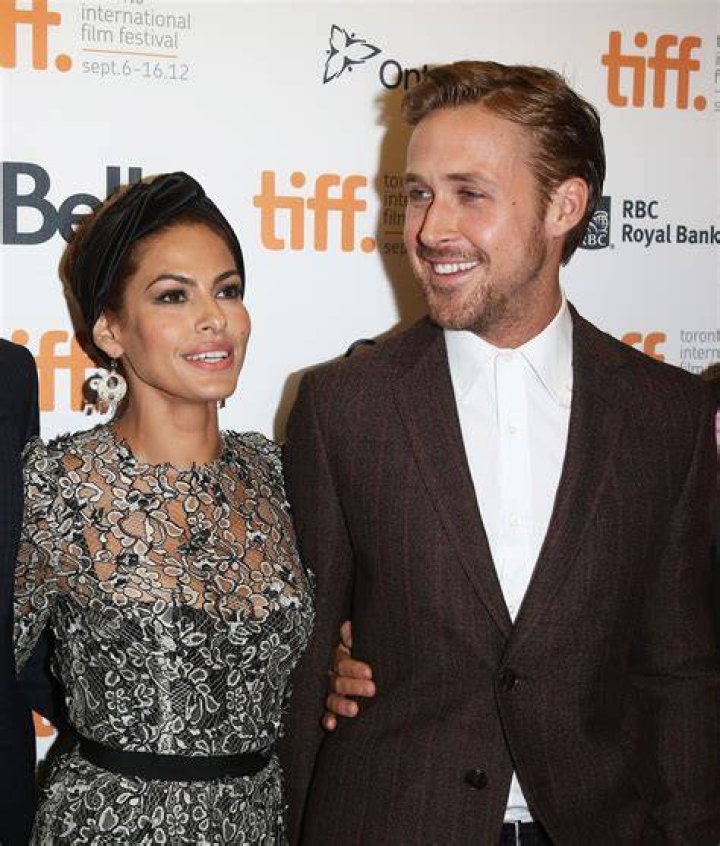 Unveiling The Man Behind The Star: Who Is Ryan Gosling's Dad?