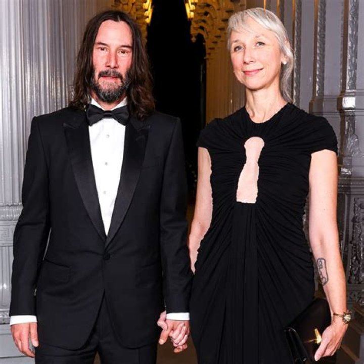 Unveiling The Truth: Keanu Reeves And The Cancer Rumors