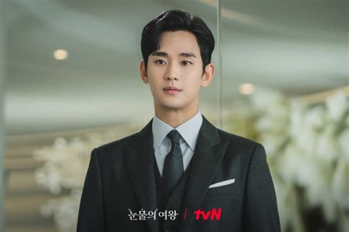 Unveiling The Wealth Of Kim Soo-hyun: Net Worth 2023